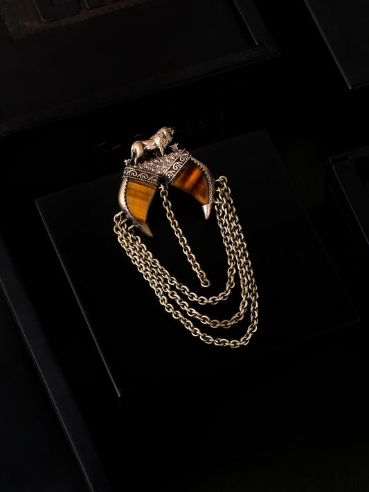 The Dangled Lion Brooch