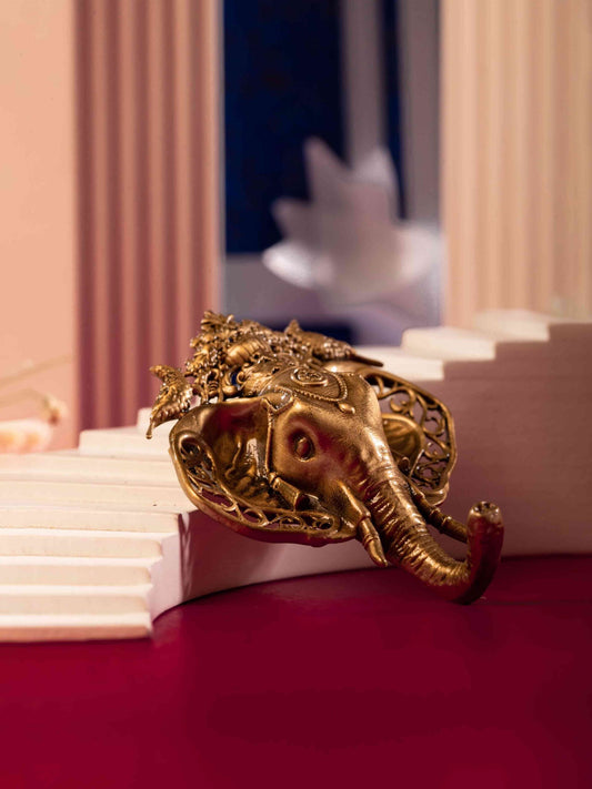 Regal Magic Brooch