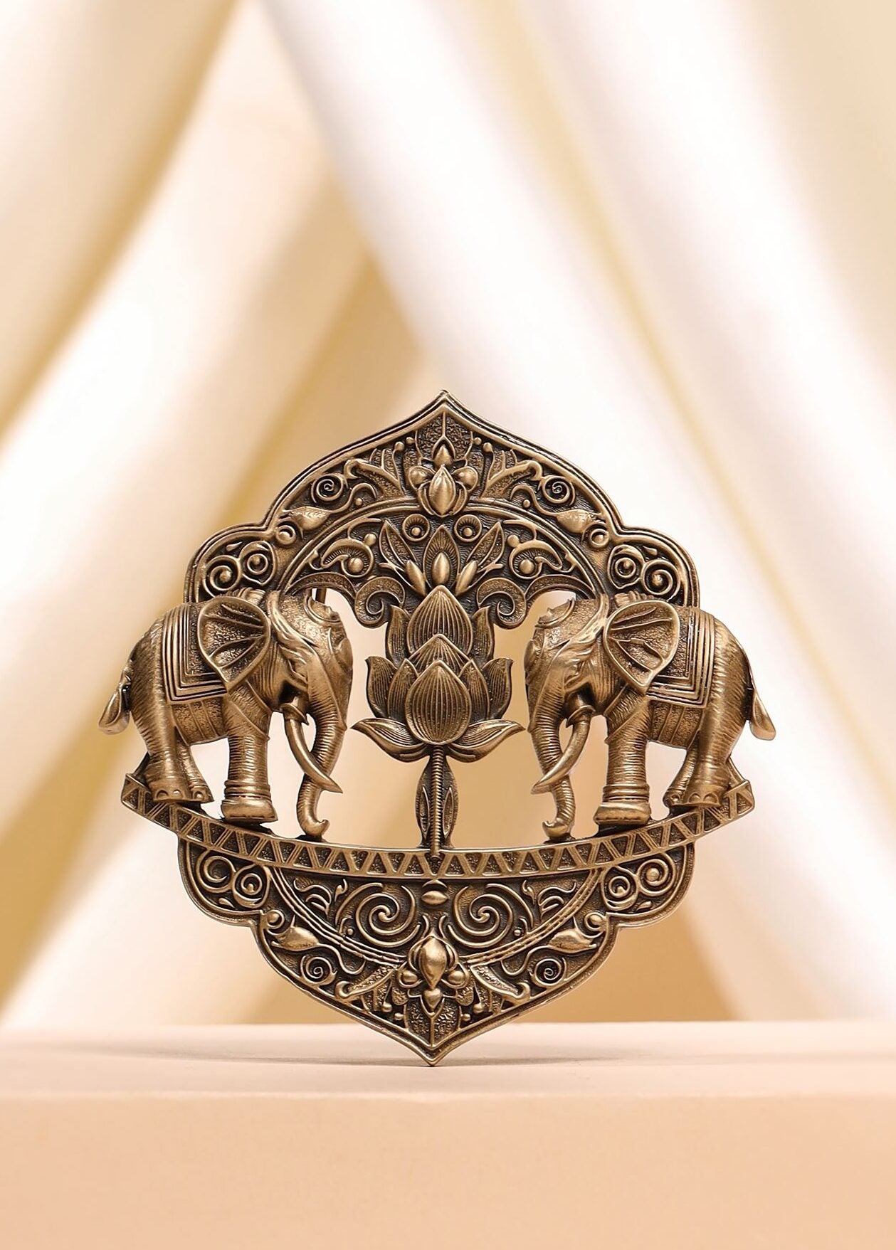 Genrle Giant Brooch
