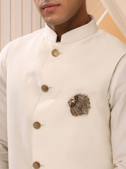 Superb Simba Brooch