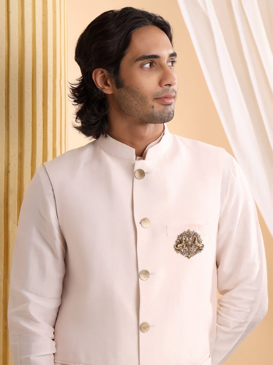 Majestic Stallions Floral Brooch