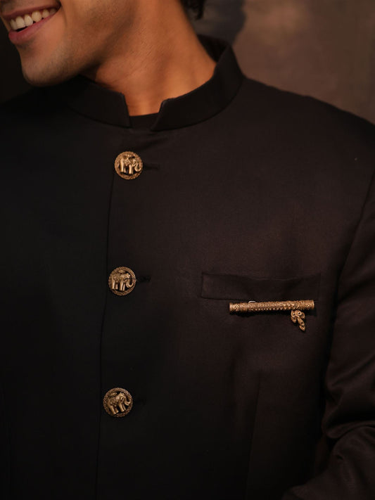 Ethnic Flute-Shaped Antique Gold Brooch for Men