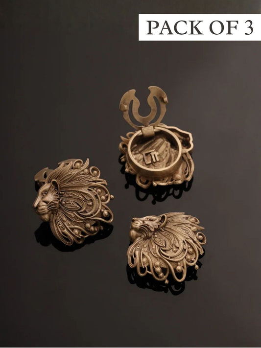 Superb Simba Button Cover