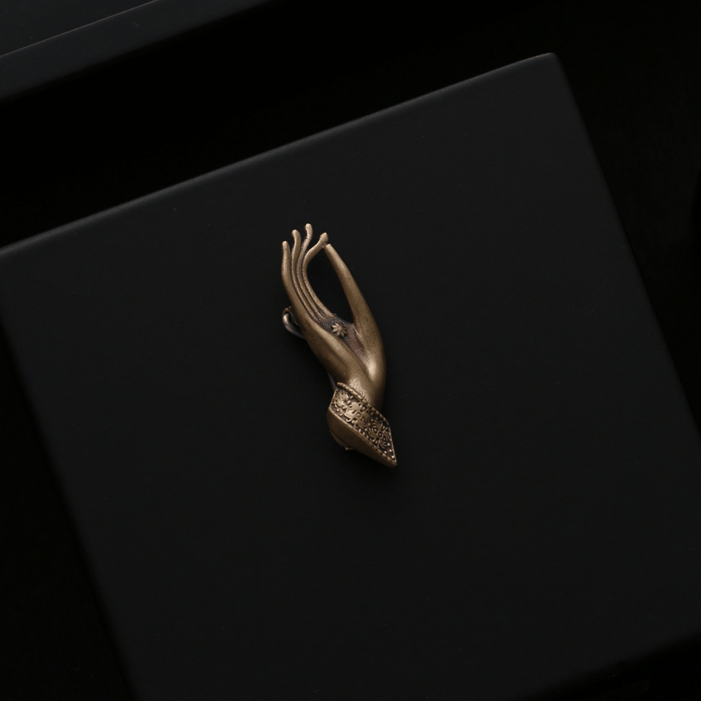 Blessing Hand Antique Gold Brooch for Men