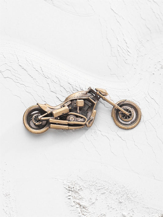 A Joyride Brooch