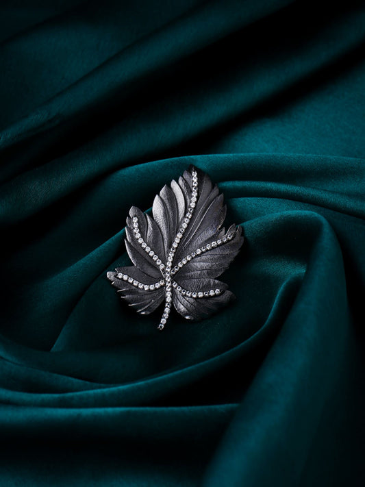 Leaf Love Brooch