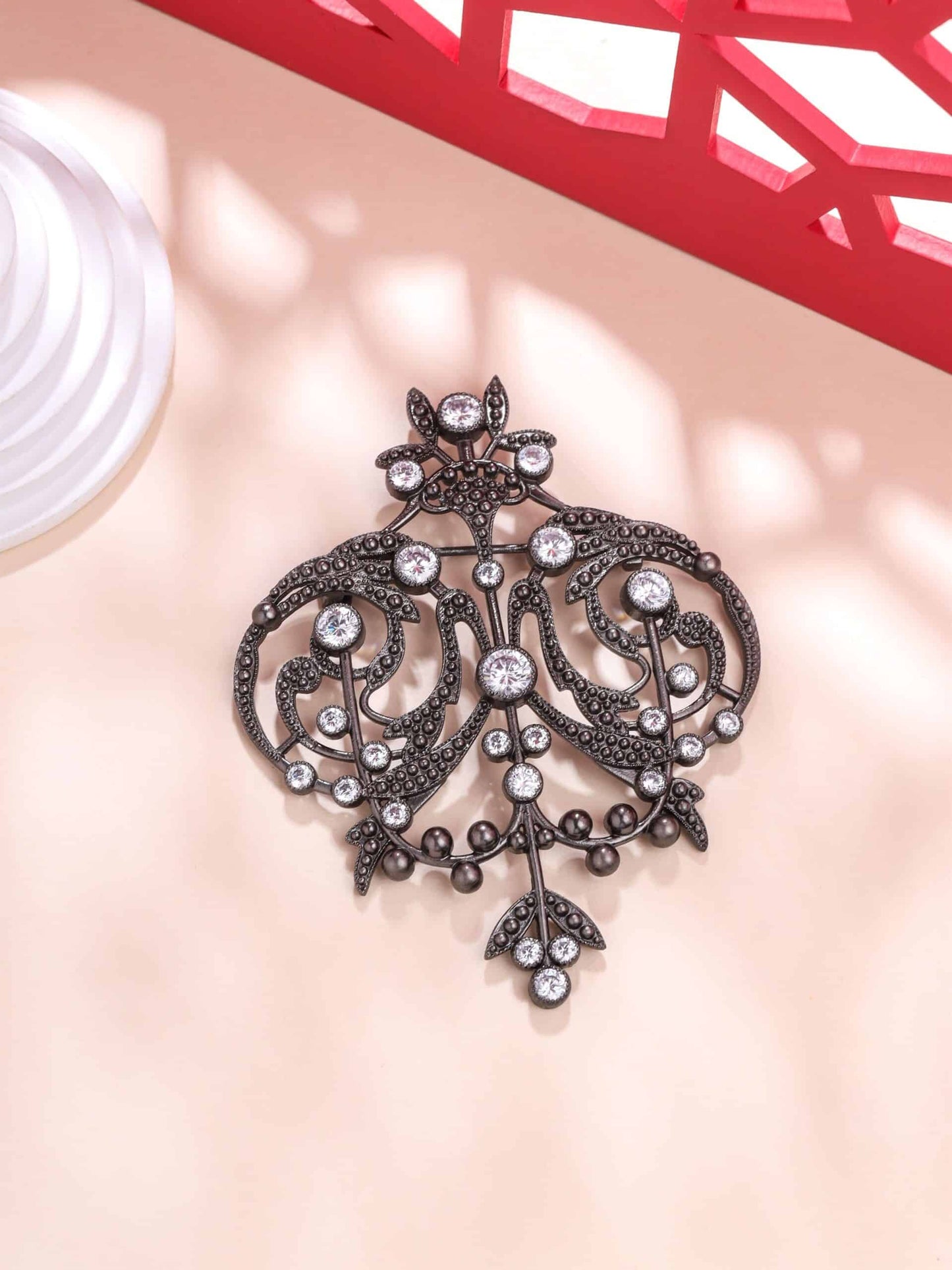 Ornate Aura Brooch