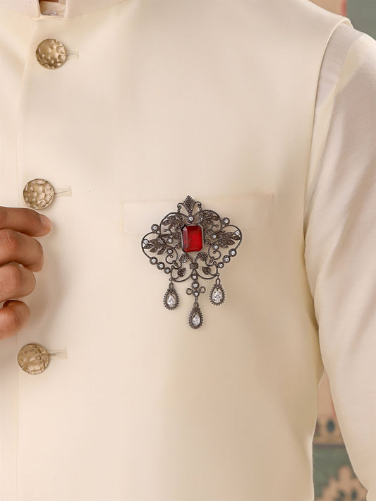 Intricate Wonder Brooch