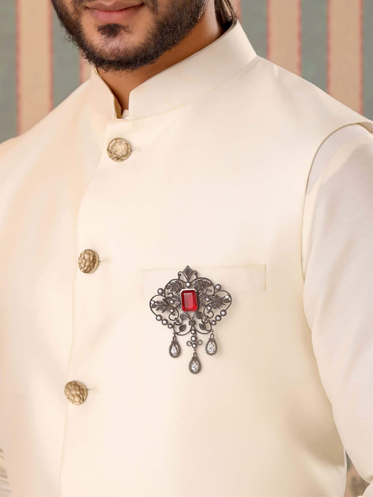 Intricate Wonder Brooch