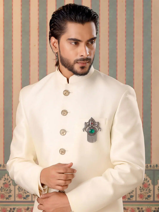 Sawaar-e-Noor Brooch