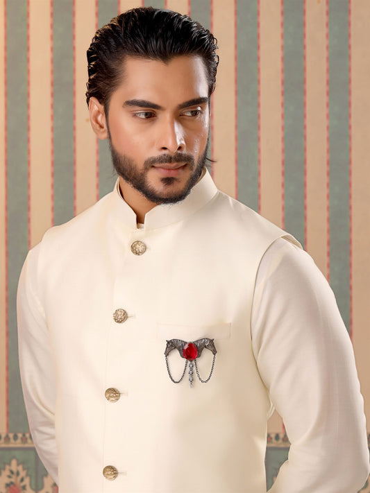 Shaahi Sawaar Brooch