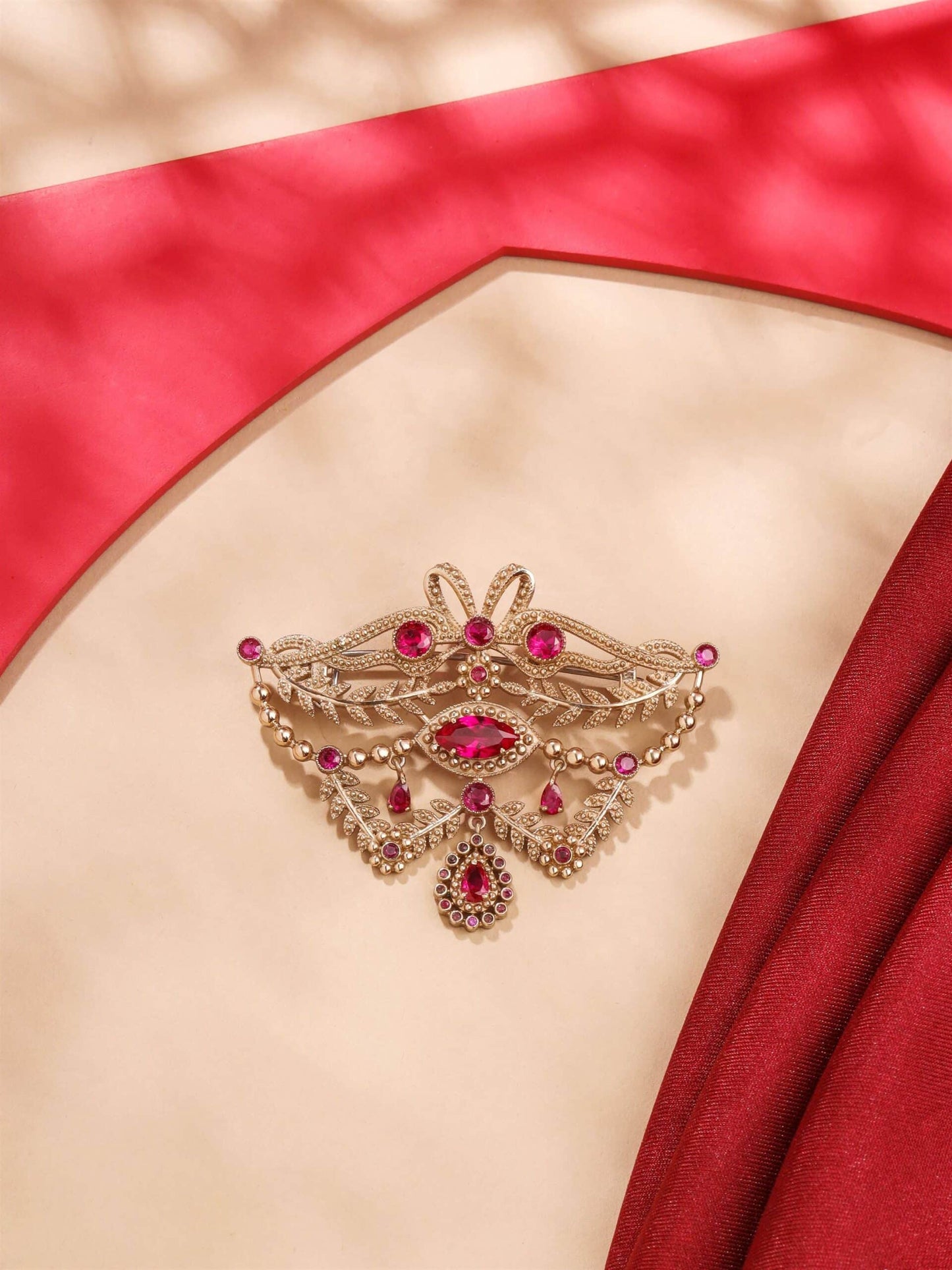 Fleur Muse Brooch