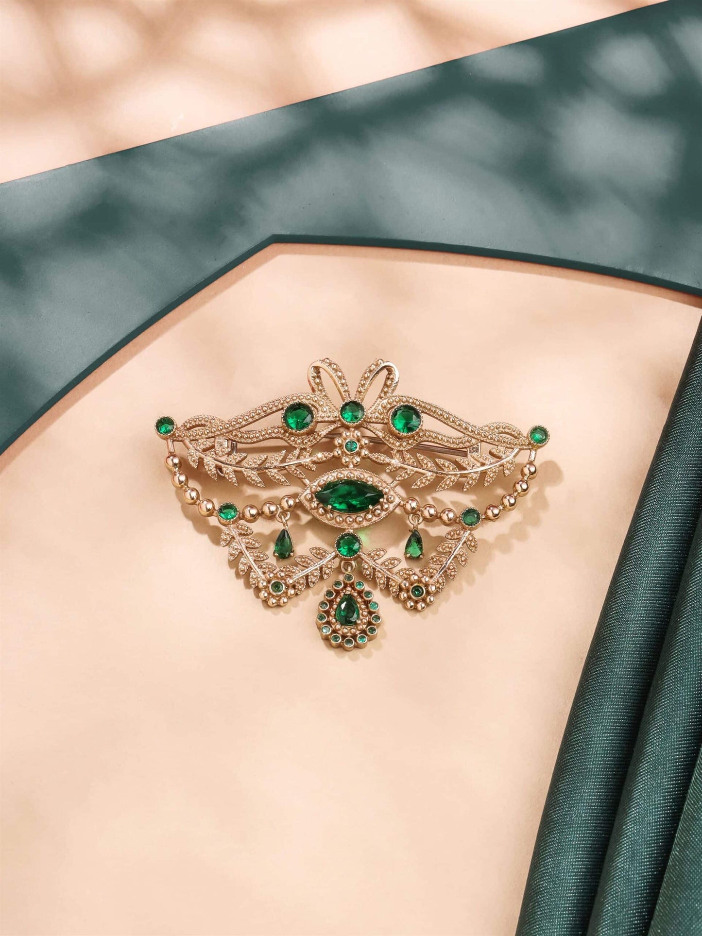 Fleur Muse Brooch