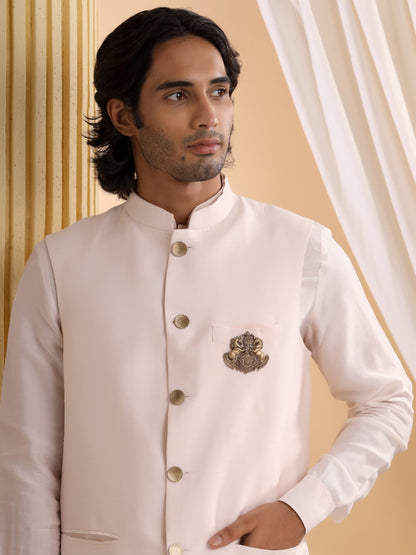 Noble warhorse Harmony Brooch