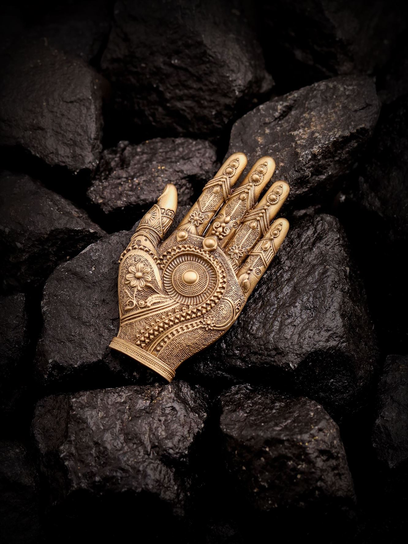 Hand of Harmony Brooch