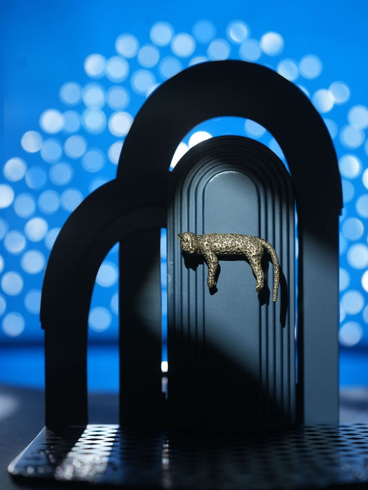 Savanna Sentinel Brooch