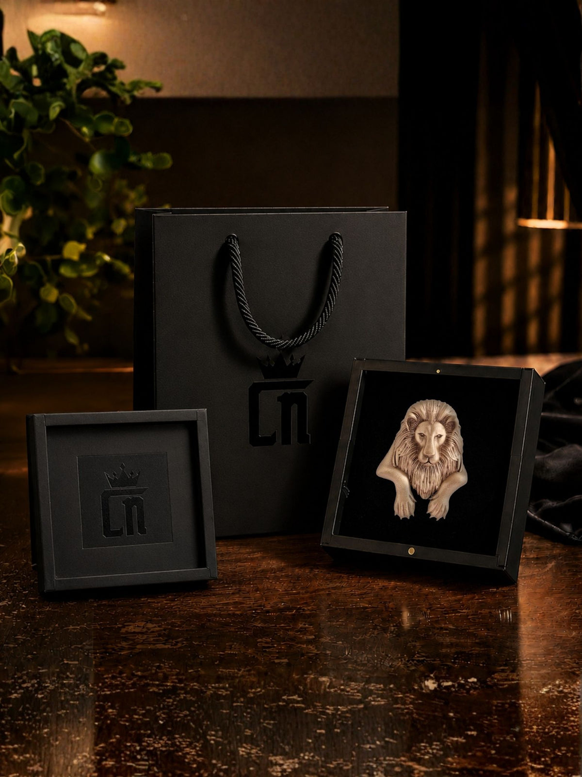 Thronekeeper Brooch