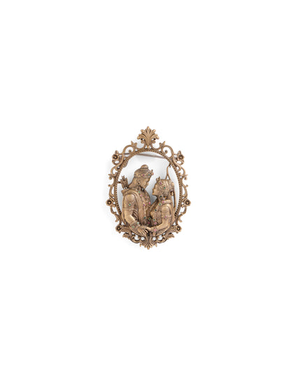 The Eternal Bond brooch - antique gold brooch for men with eternal bond motif, front view