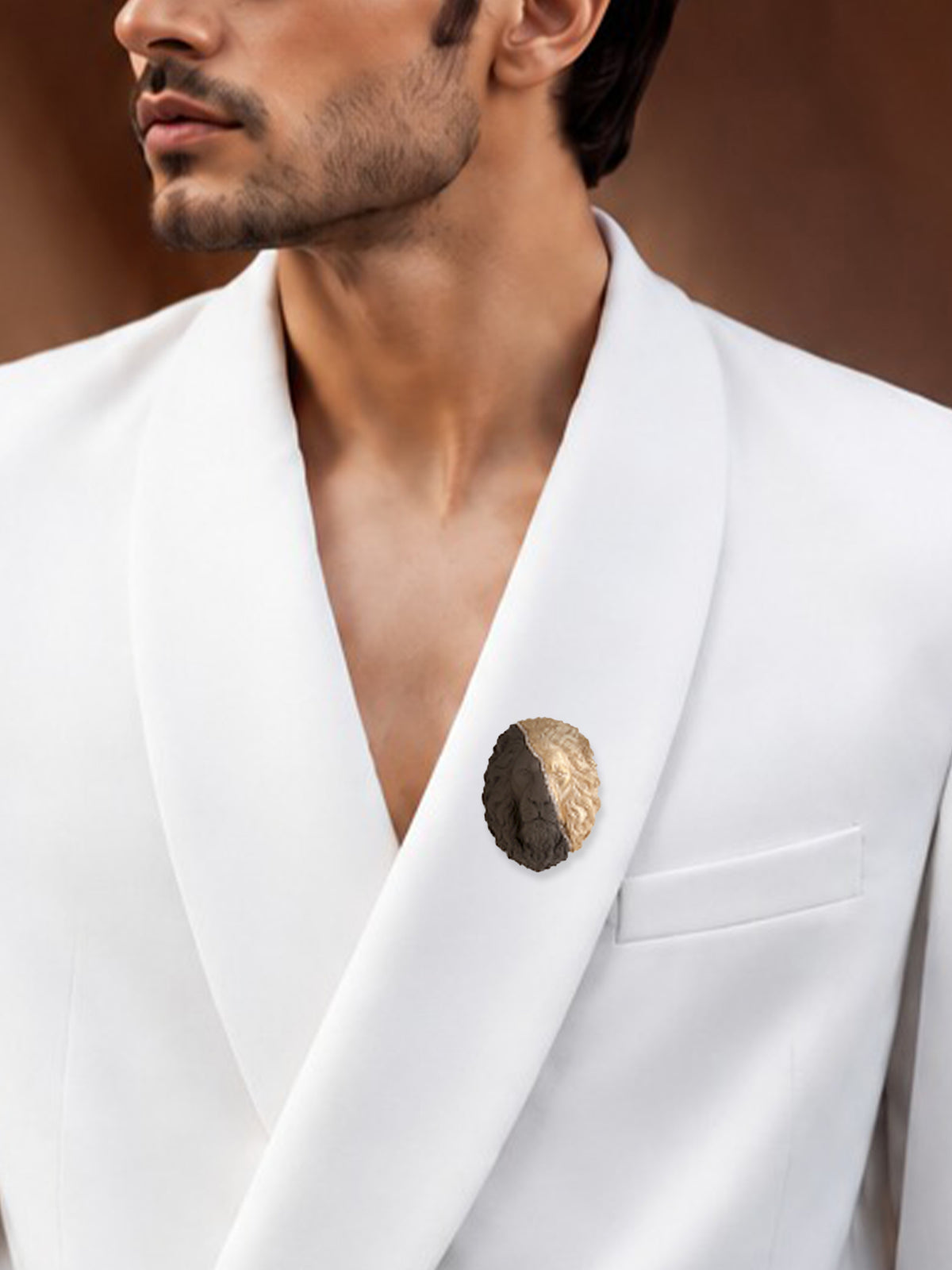 The Dual-Tone Lion Majesty Brooch