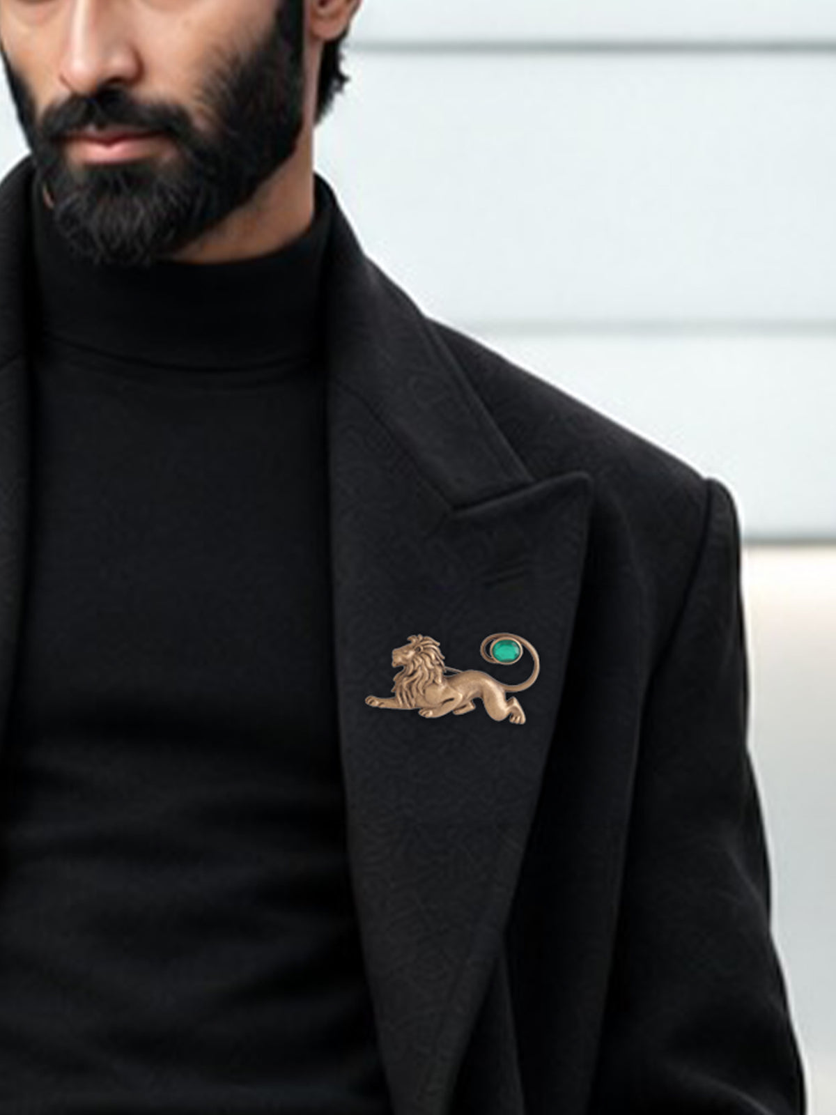 The Emerald Tail Lion Brooch