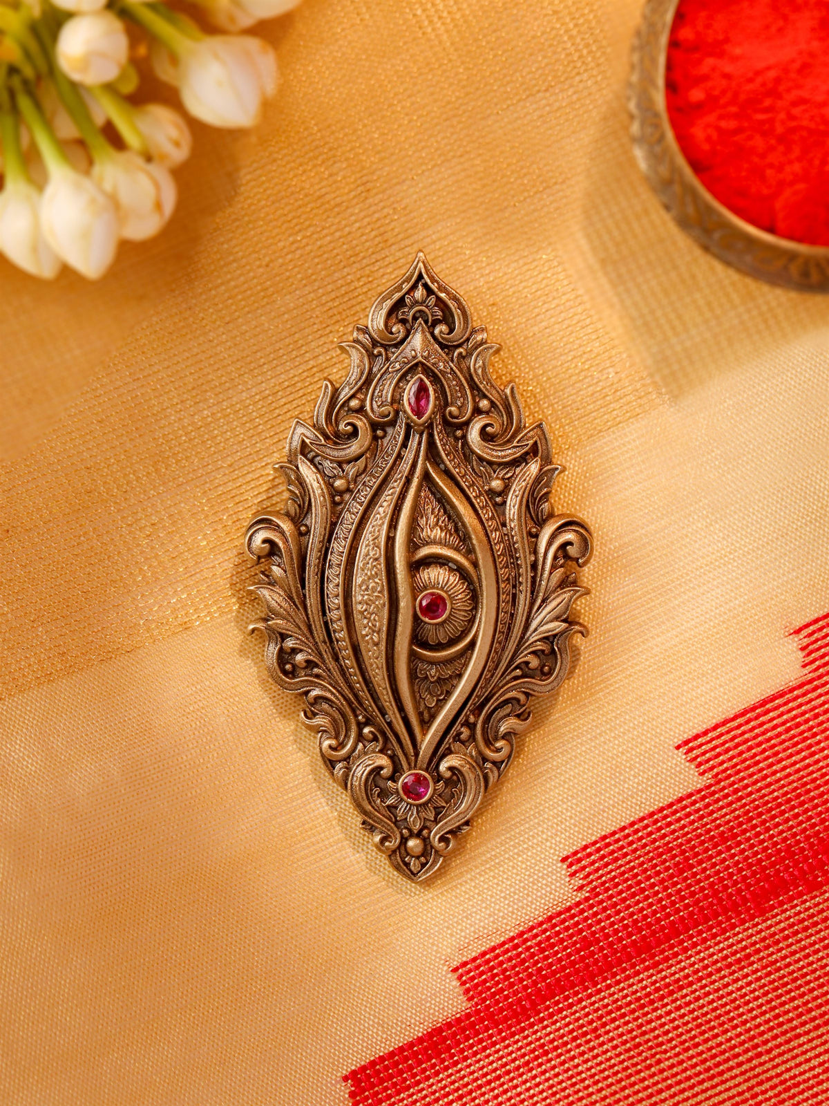 Divya Nayan Brooch