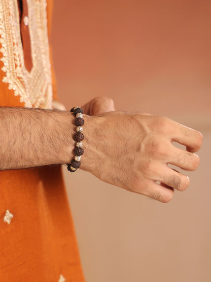 Rudra Sutra bracelet - antique gold bracelet for men with rudra sutra motif, macro view