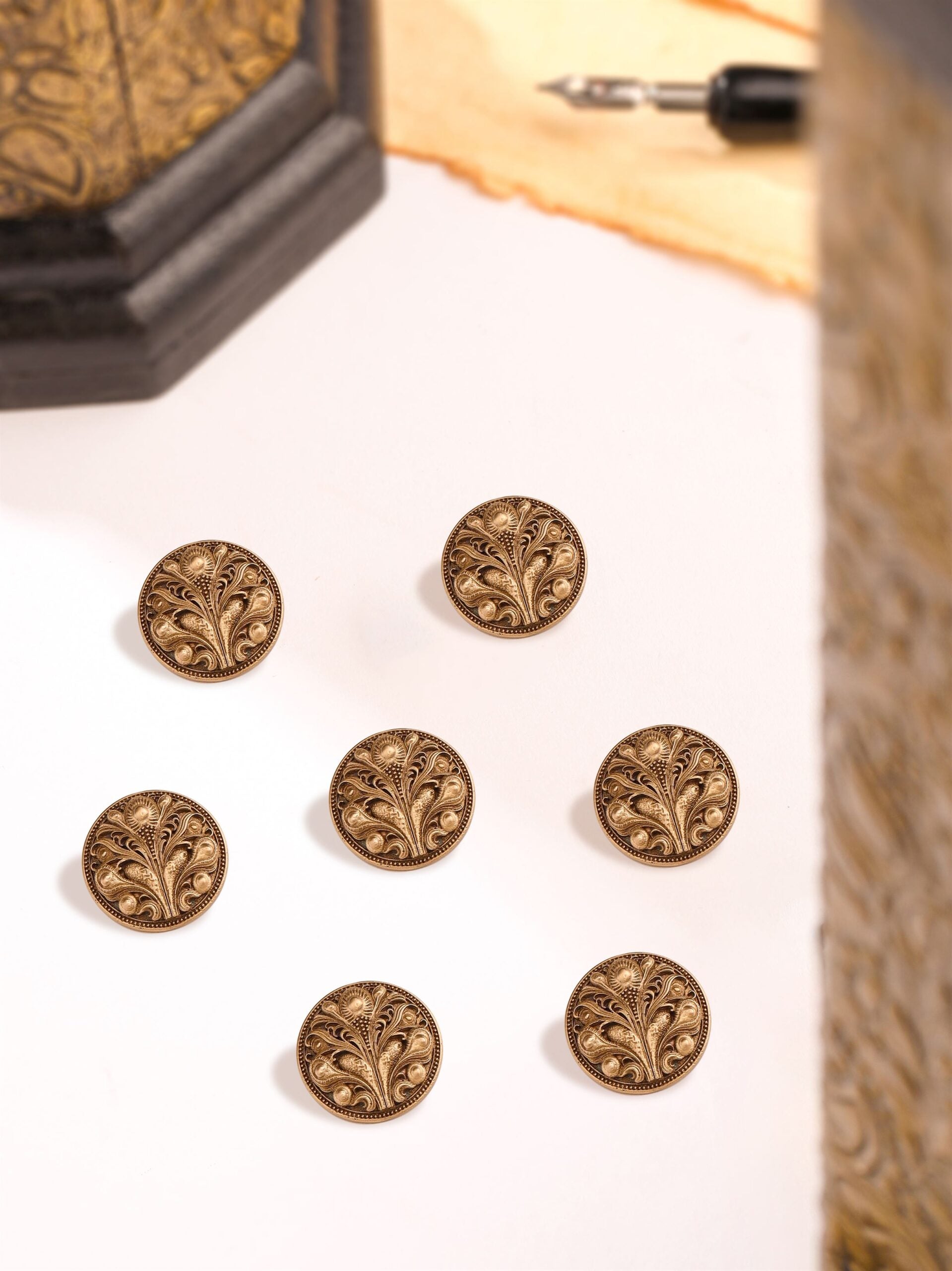 Lotus Magic Button - Buy Buttons for Men from Cosa Nostraa