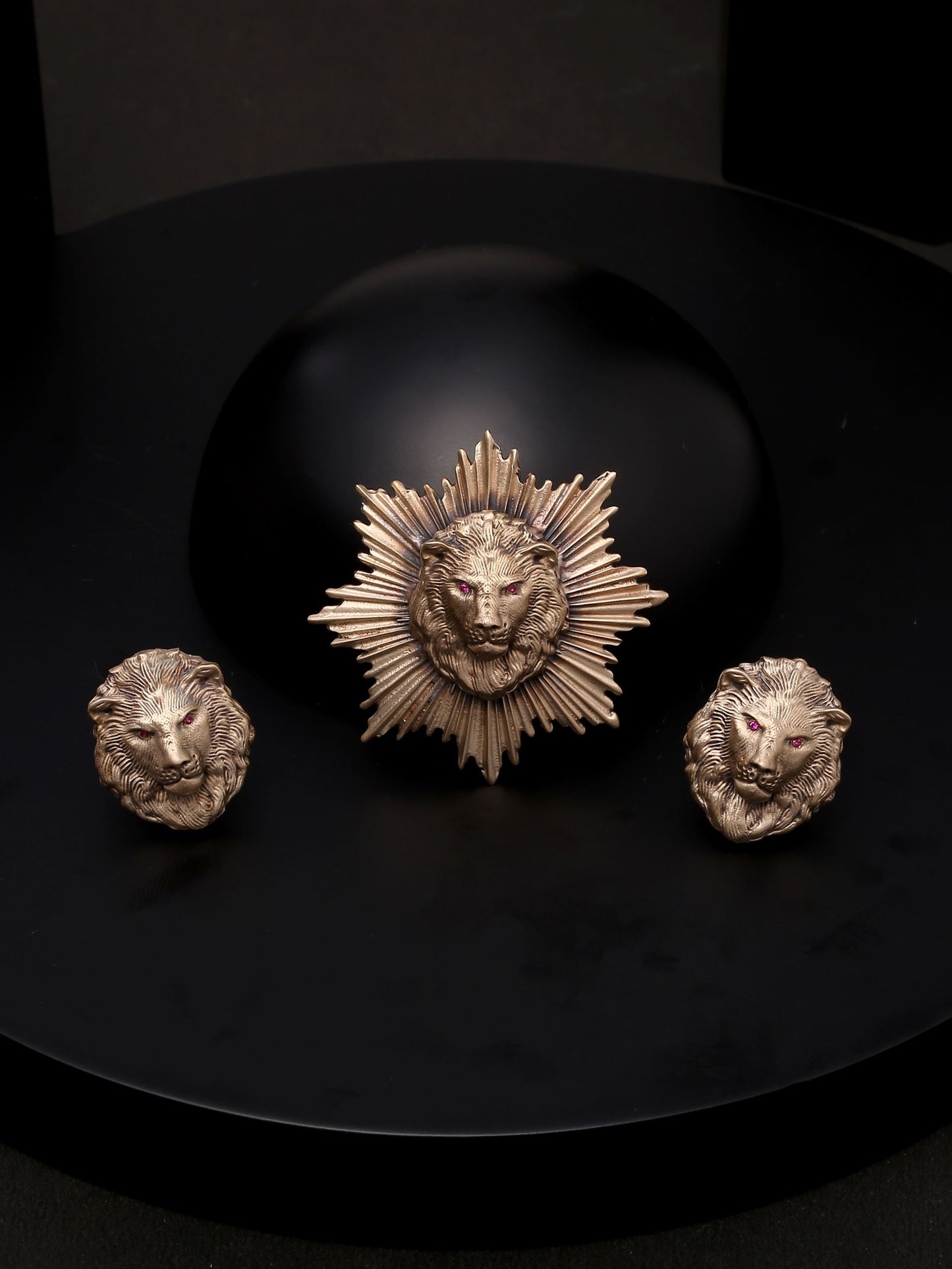 The Uber Lion Gift Set