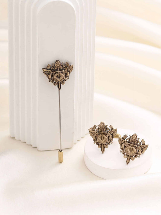 The Knight Lion Gift Set