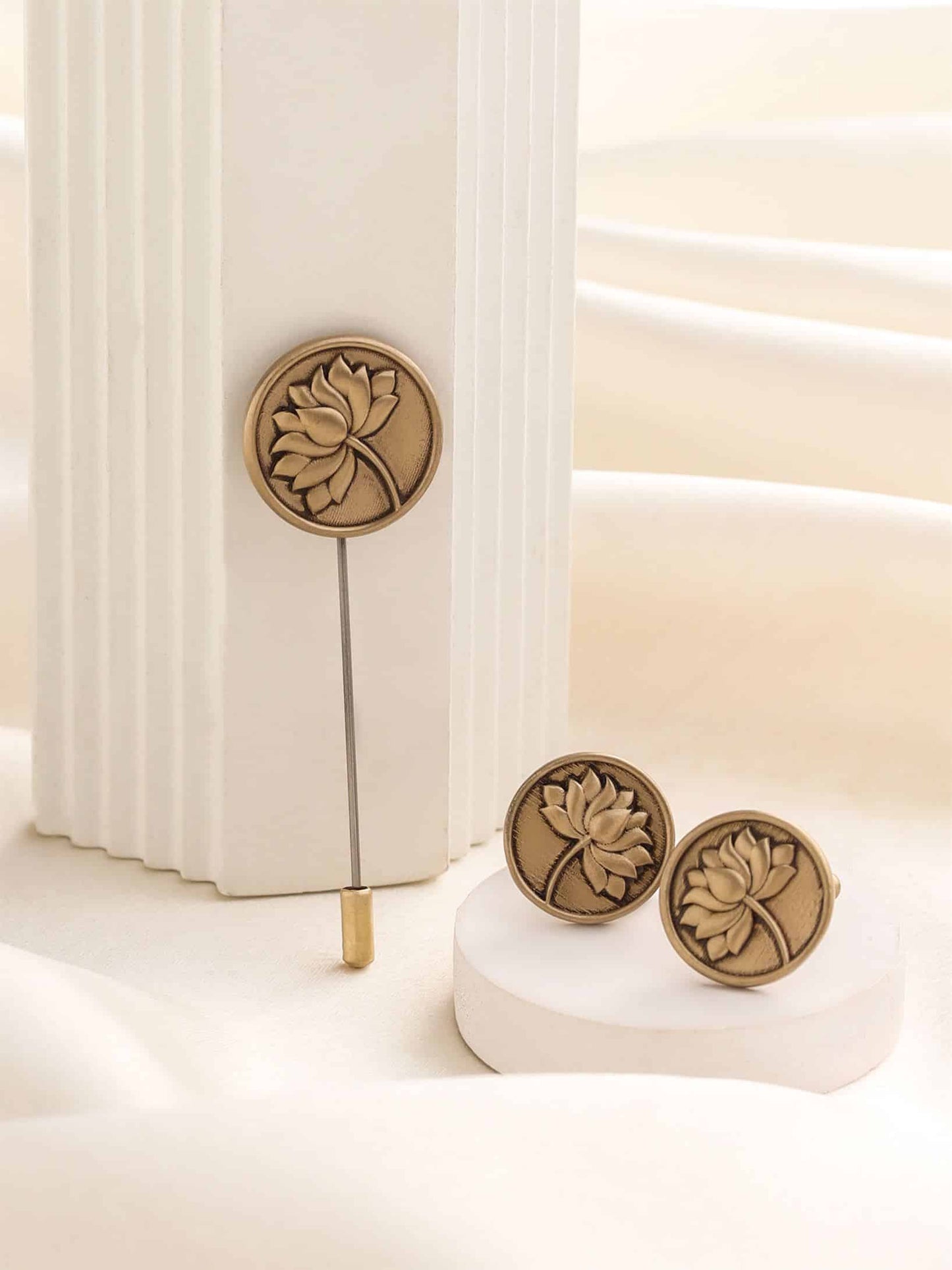 The Divine Lotus Gift Set
