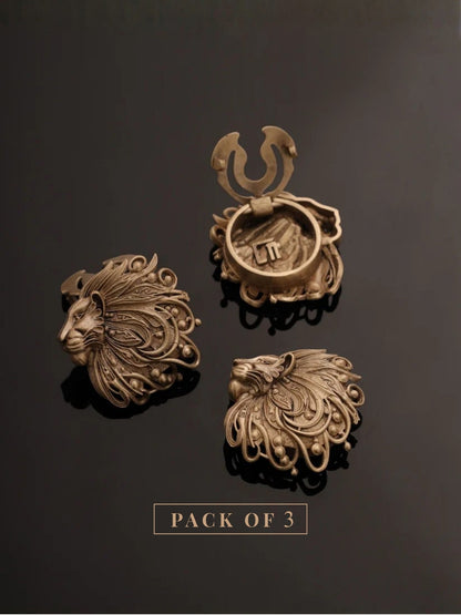 Superb Simba Button Cover