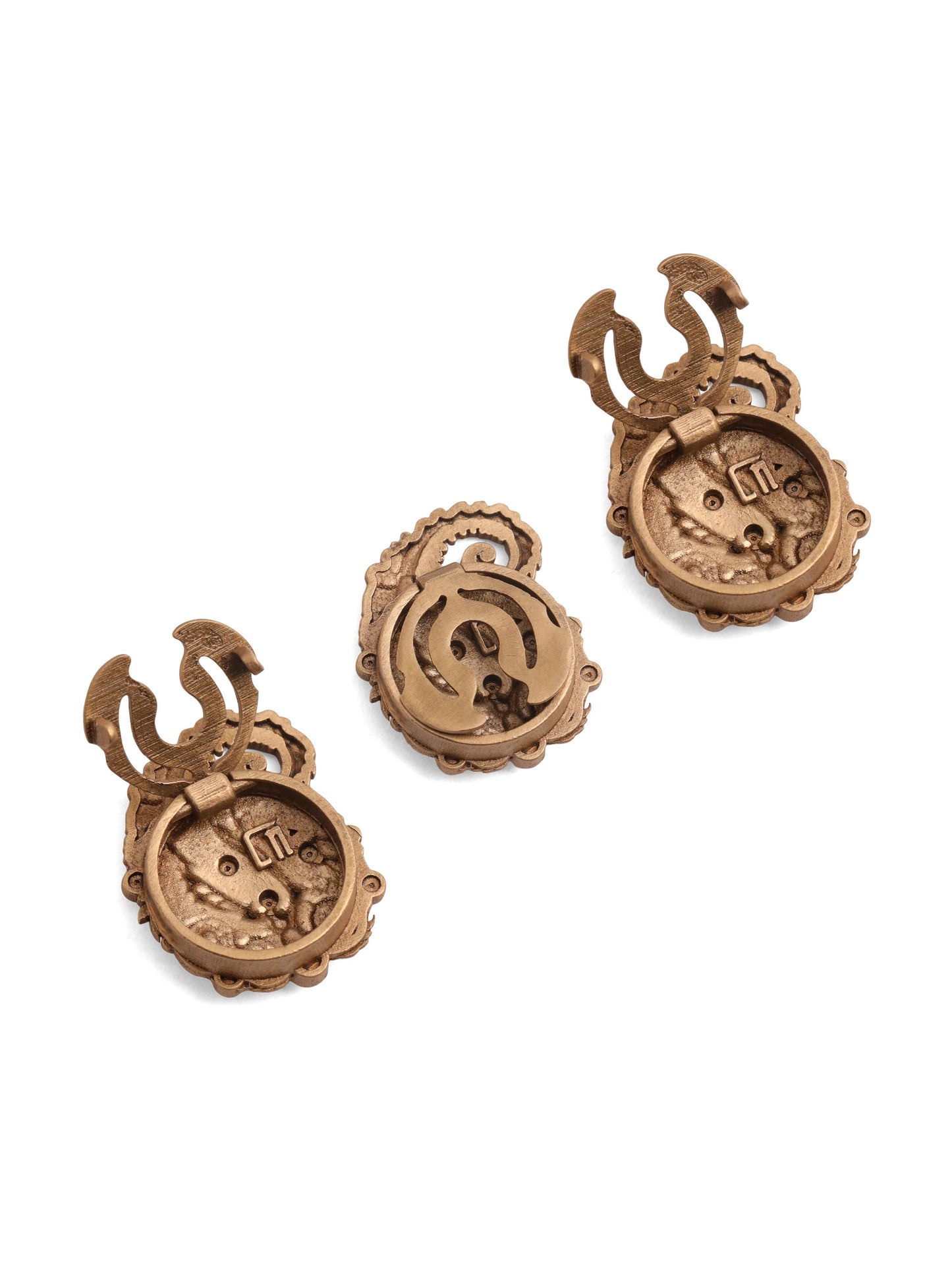 Floral Paisley Crest Button Cover
