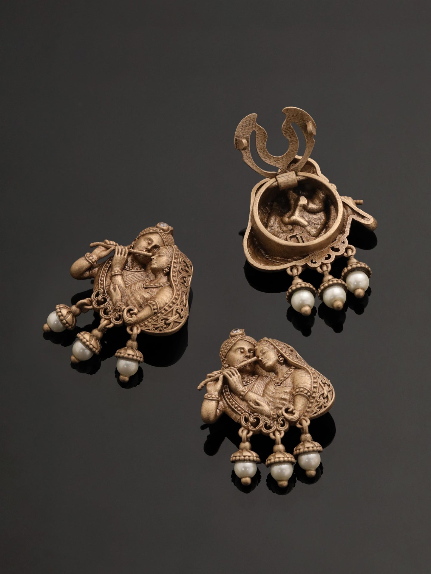 Radha Krishna Ras Button Cover