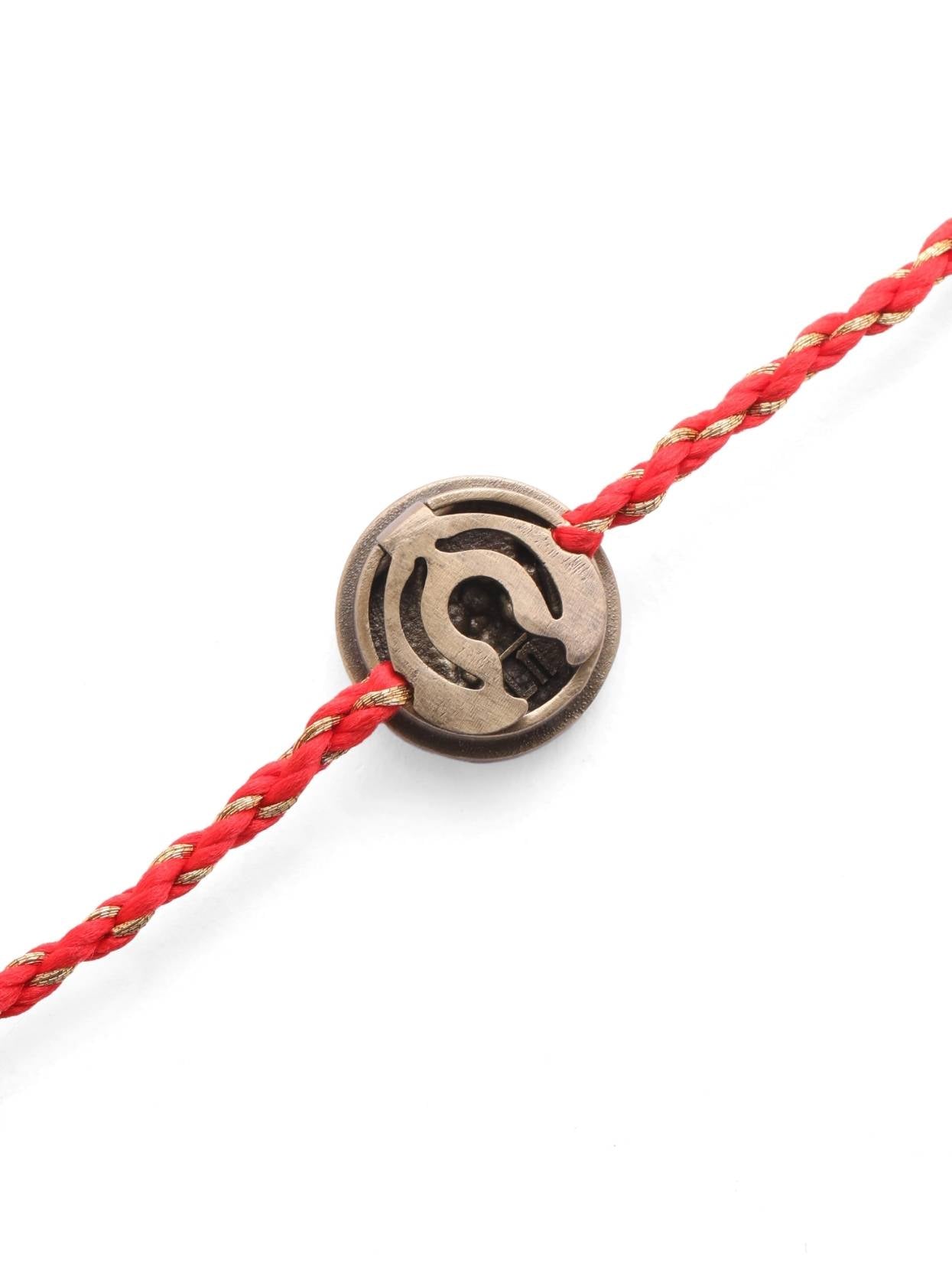 Kings of the Wild Convertible Rakhi Button Cover
