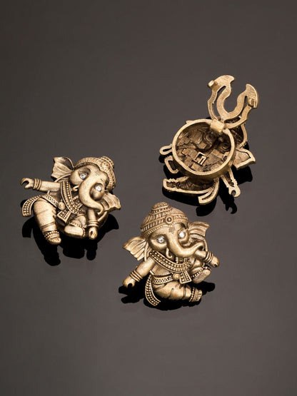 Blessing Bal Ganesha Button Cover
