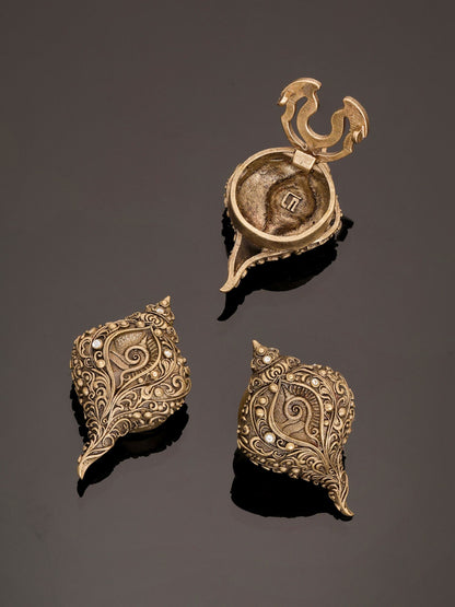 Sacred Shankh Button Cover
