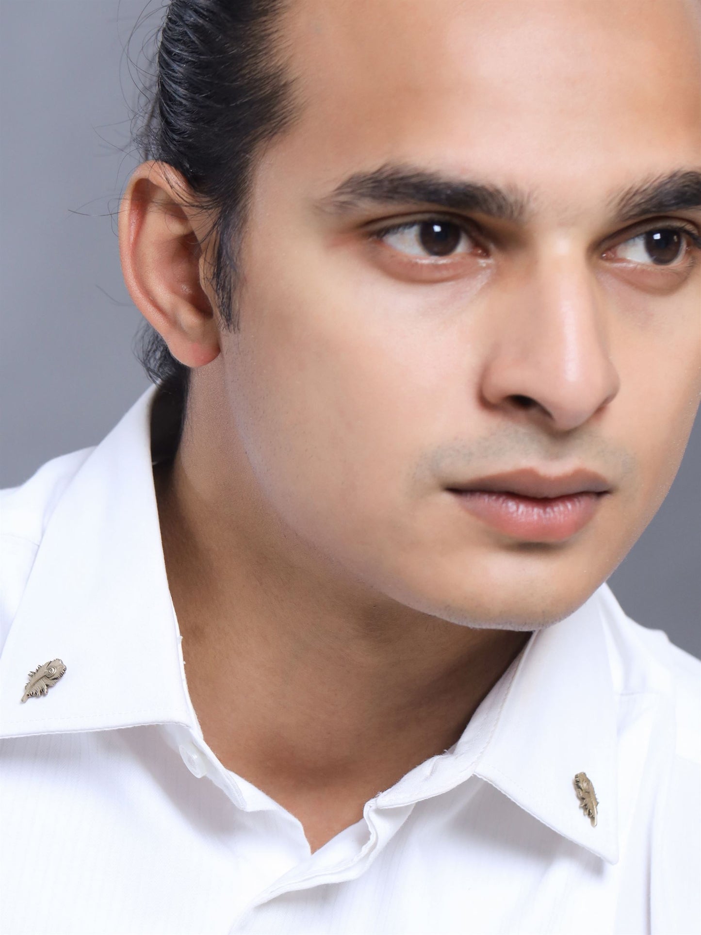 Peacock Grace Collar Tips