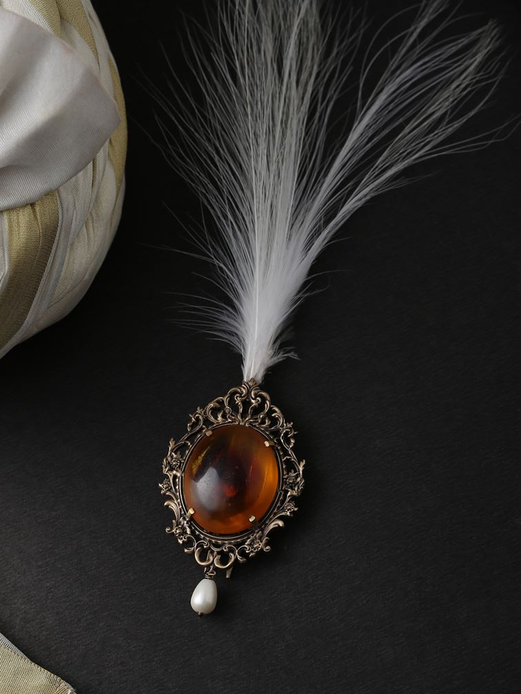 Amber Stone Kalangi