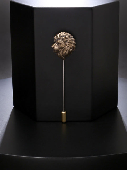 The Side Lion Lapel Pin