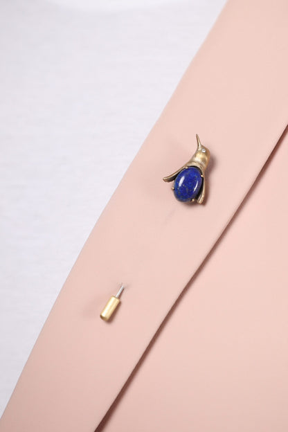 Blue Stone Birdie lapel pin