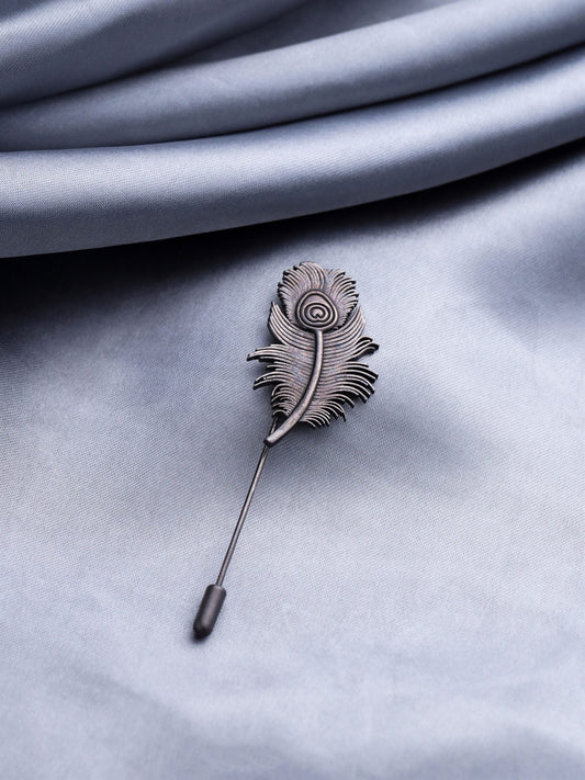 Peacock Grace Lapel Pin