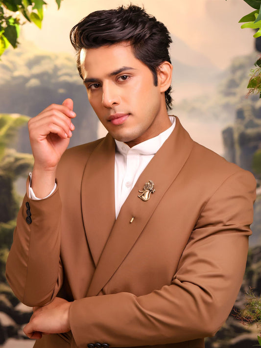 Lion's Poise Lapel Pin