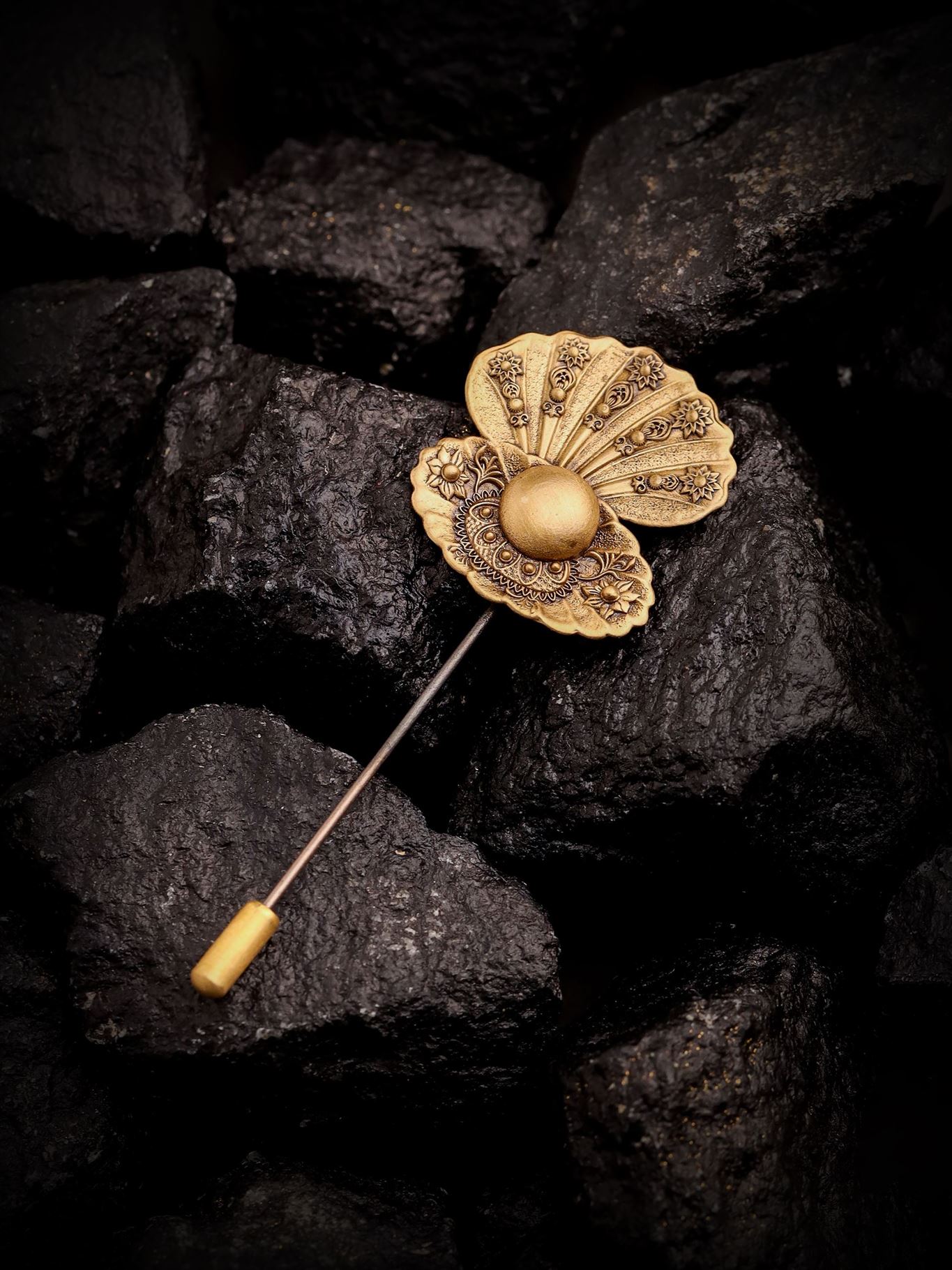 Aurum Bloom Lapel Pin