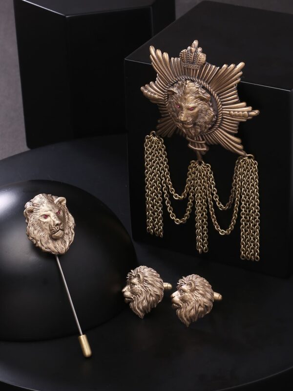 The Almighty Lion Gift Set