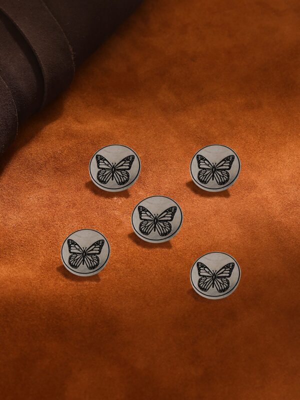 Dainty Butterfly Buttons