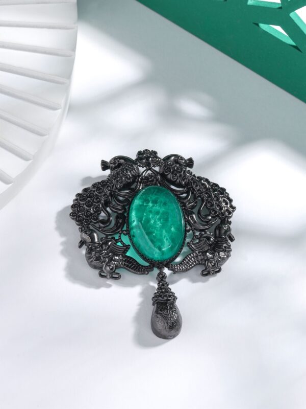 Parindon ka Badshah Brooch