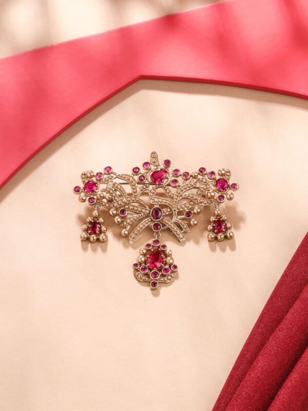 Green Wonder Brooch