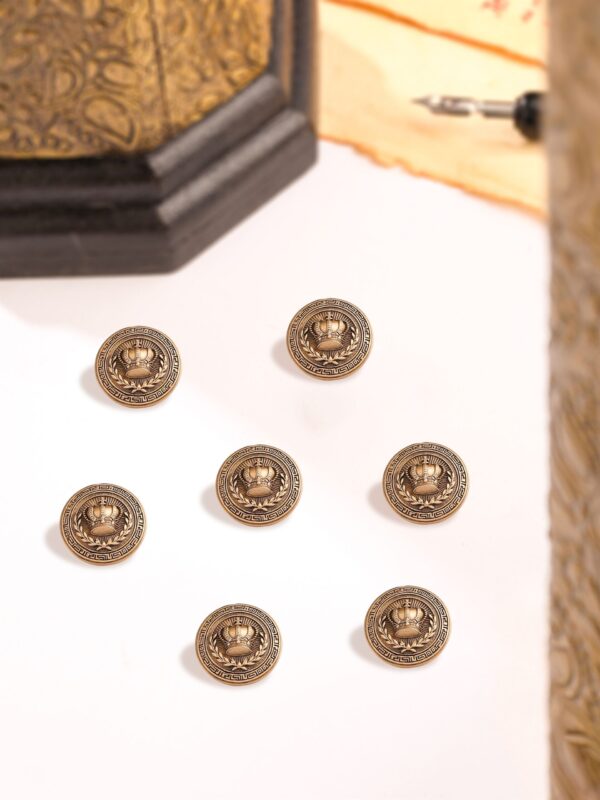 Elite Crown Button