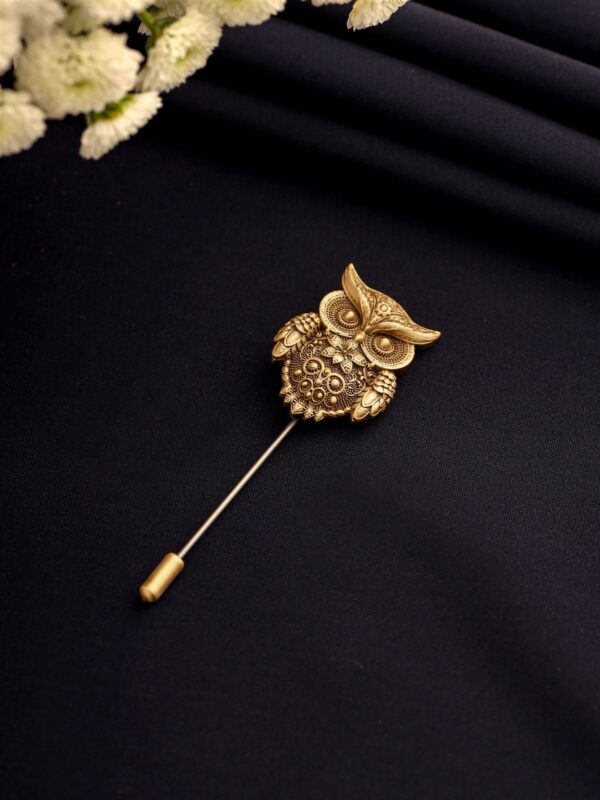 Wise Charm Lapel Pin