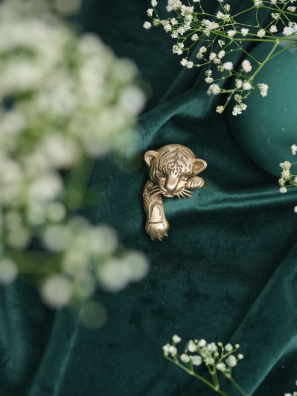 Whispering Stripes Brooch